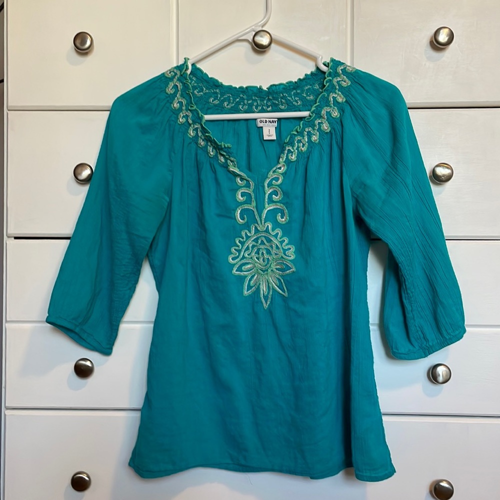 Old Navy blouse